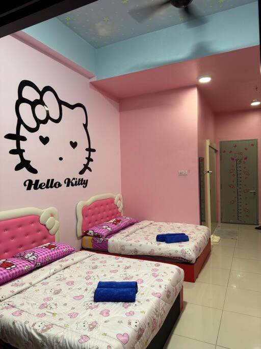 Hello Kitty Homestay - Cameron Highlands - Spacious Studio - Perfect For Families - Sleeps 4 And Baby Tanah Rata Exteriör bild